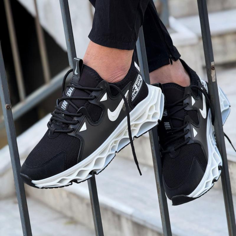 Nike Trend Siyah Beyaz
