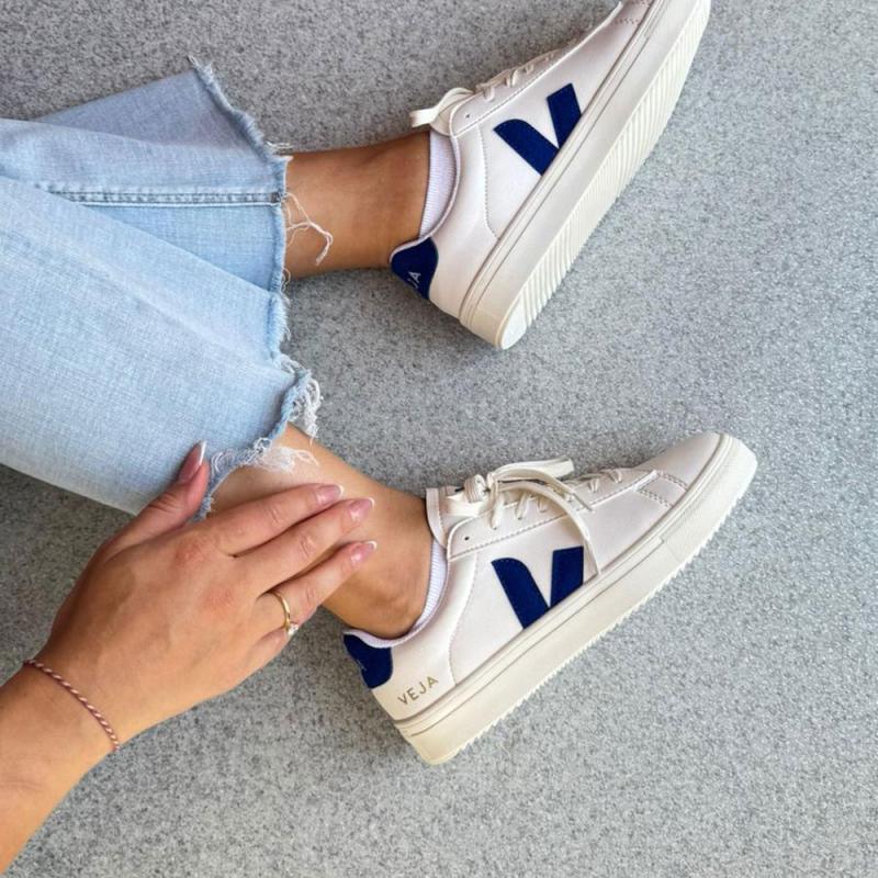 Veja Beyaz Lacivert